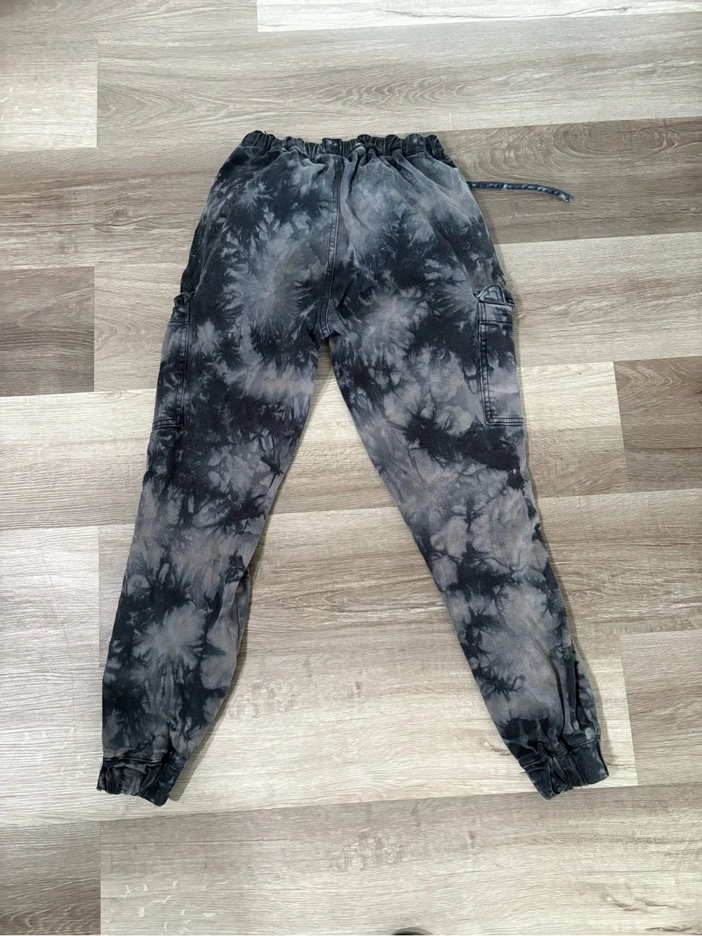 Almost Famous Tie-Dye Cargo Joggers - Gray & Black